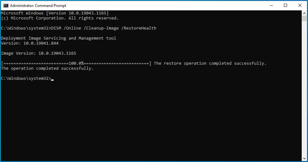 Wait while the tool is repairing corrupt Windows image files.